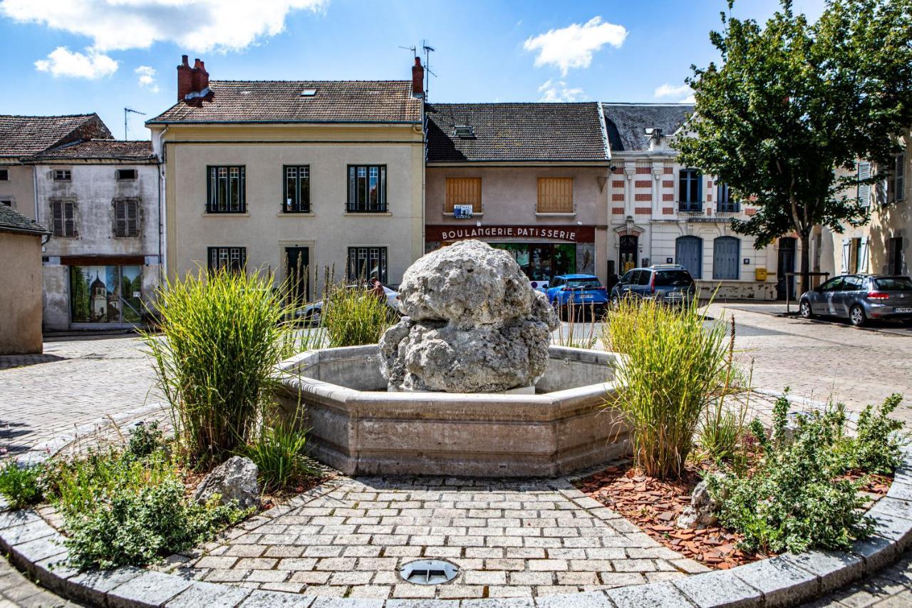 Hostellerie Du Chateau Bellenaves מראה חיצוני תמונה
